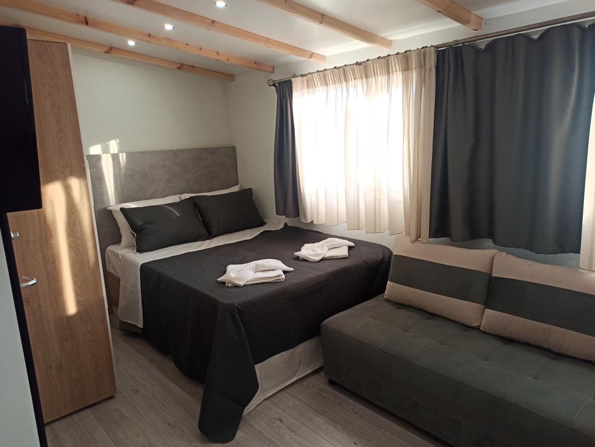 Axas Apartments Michaniona Eksteriør billede